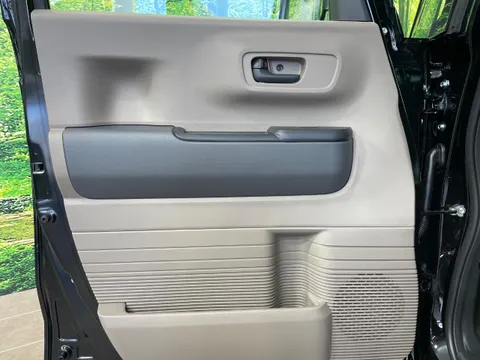 Honda N-BOX Joy