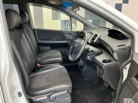 Honda Freed Spike