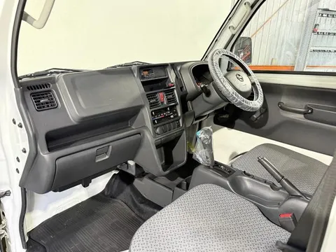 Nissan Clipper Truck