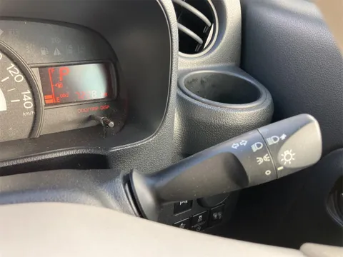 Daihatsu Mira Tocot
