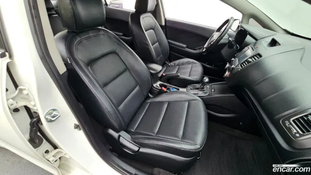 Kia Cerato (K3)