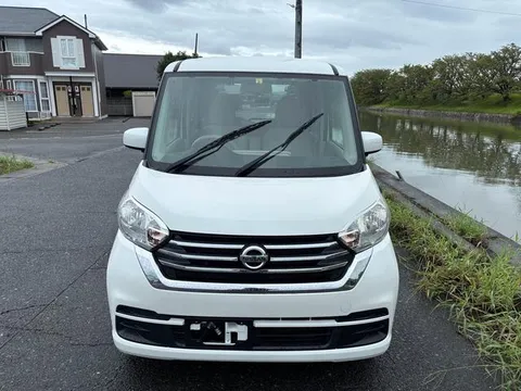 Nissan Dayz Roox