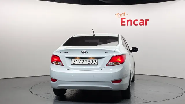 Hyundai Accent
