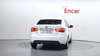 Kia Cerato (Forte)