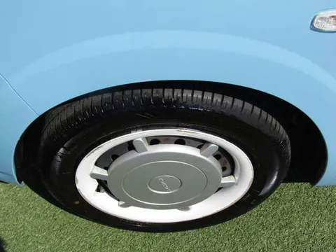 Daihatsu Mira Tocot