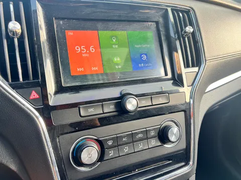 Roewe RX5