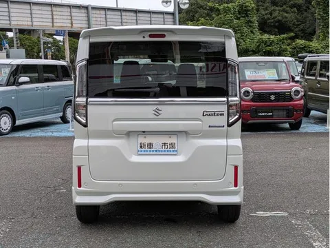 Suzuki Spacia Custom