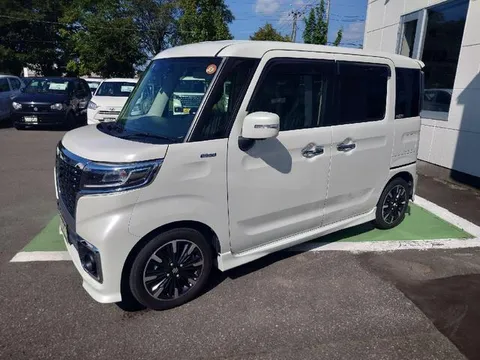 Suzuki Spacia Custom