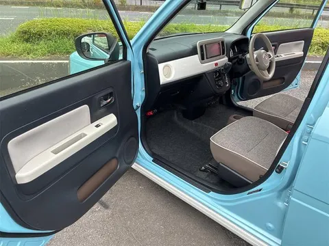 Daihatsu Mira Tocot