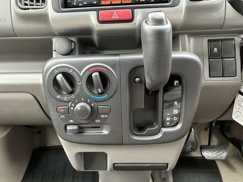 Nissan Clipper