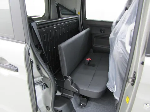 Suzuki Spacia Base