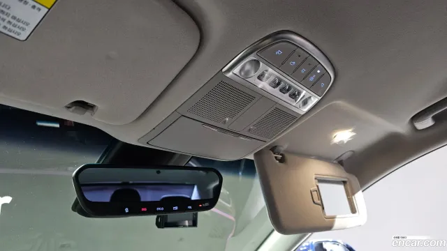Genesis G90 (EQ900)