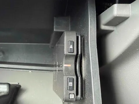 Mitsubishi Minicab Van