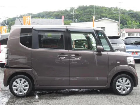 Honda N-BOX Plus