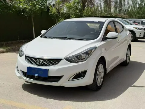 Hyundai Elantra (Avante)