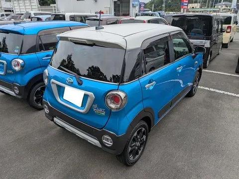 Daihatsu Cast