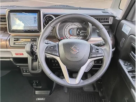 Suzuki Spacia Gear