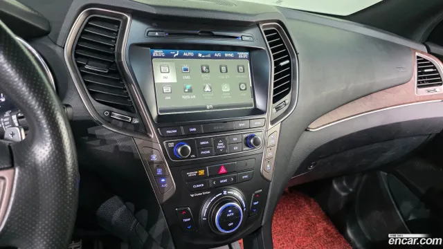 Hyundai Grand Santa Fe (Maxcruz)