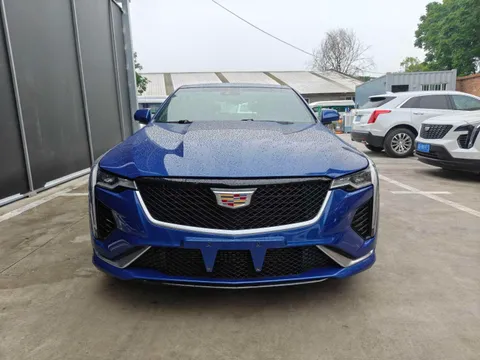 Cadillac CT4