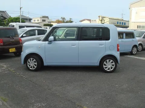 Toyota Pixis Space