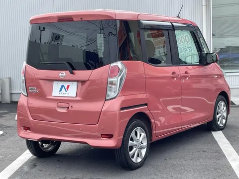 Nissan Dayz Roox