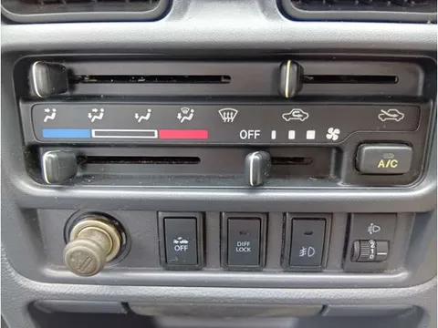 Nissan Clipper Truck