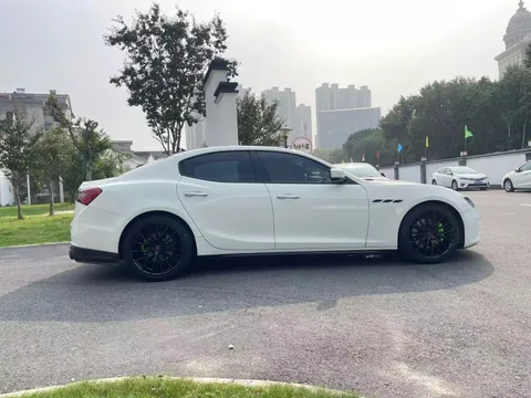Maserati Ghibli