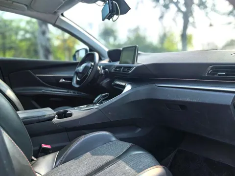 Peugeot 4008