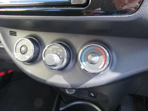 Toyota Yaris (Vitz)