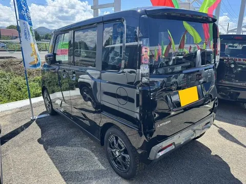 Mitsubishi Delica Mini