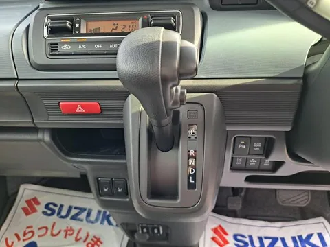 Suzuki Spacia Base