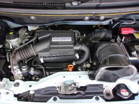 Honda N-BOX Slash