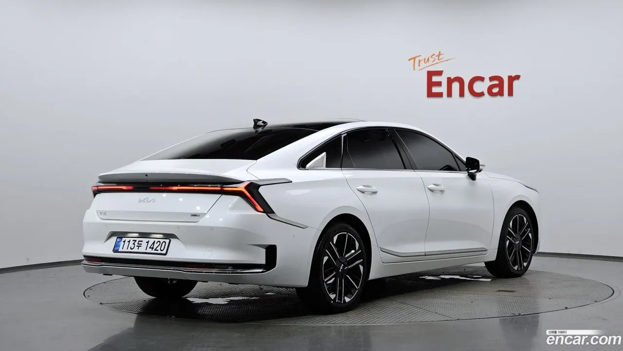 Kia K8