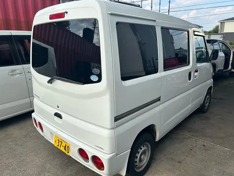 Mitsubishi Minicab Van