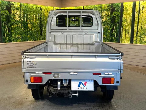Nissan Clipper Truck