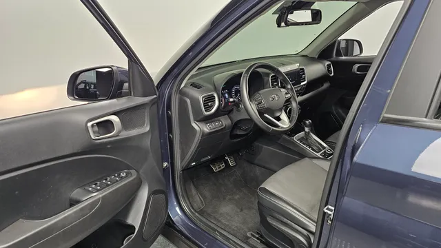 Hyundai Venue