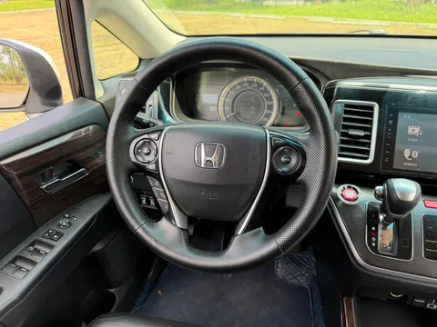 Honda Elysion