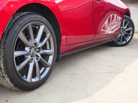 Mazda MAZDA3 Fastback