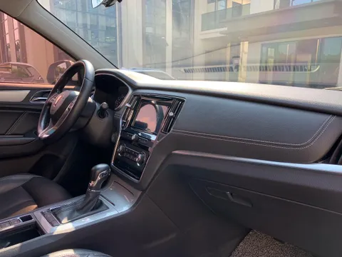 Roewe RX5