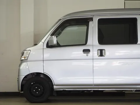 Toyota Pixis Van