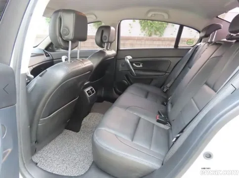 Renault SM5