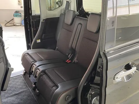 Suzuki Spacia Custom