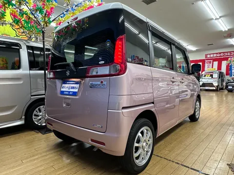 Suzuki Spacia