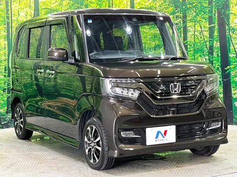 Honda N-BOX Custom