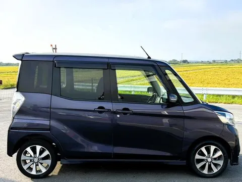Mitsubishi eK Space Custom