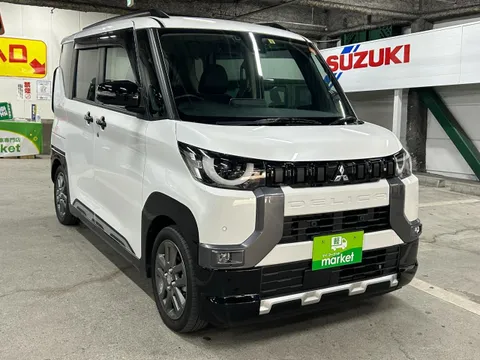 Mitsubishi Delica Mini