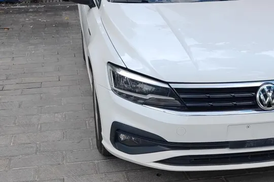 Volkswagen Lamando