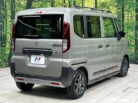 Suzuki Spacia Gear