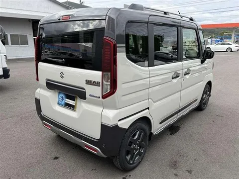 Suzuki Spacia Gear