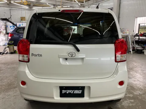 Toyota Porte